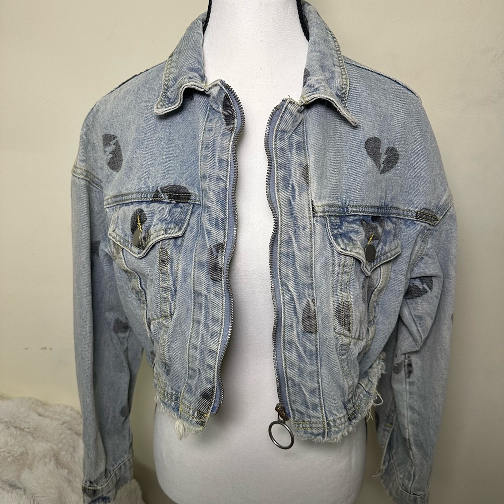 Heart Patterned Cropped Denim Jacket - Picture 2 of 3